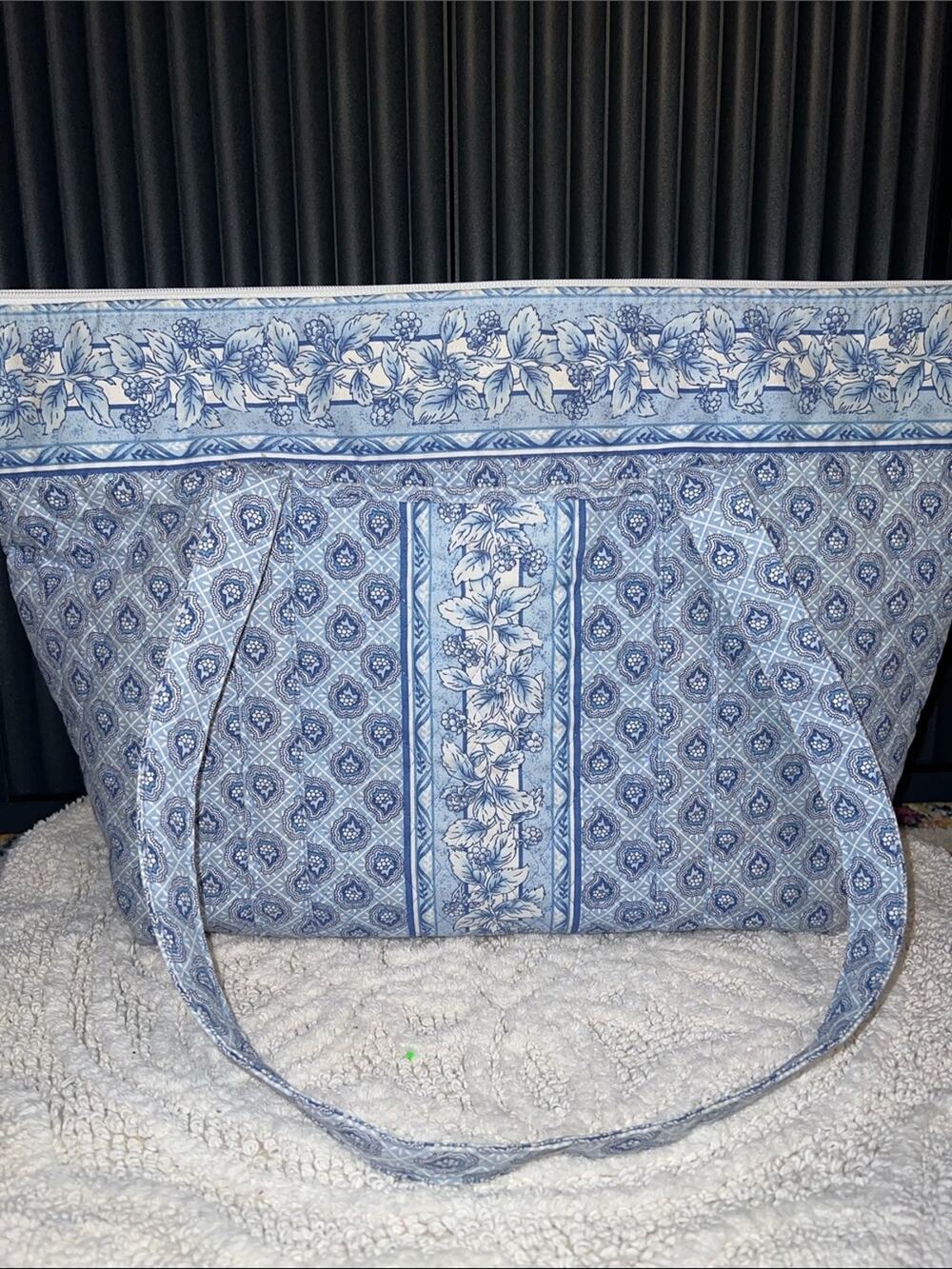 Vintage Longaberger Large Overnight Bag Provincial Cottage Paisley Quilted Blue